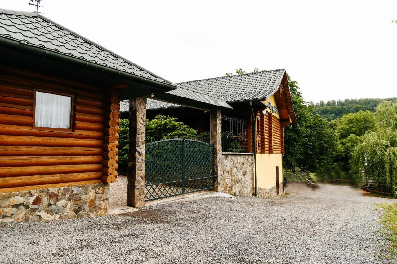 Chudodievo In Chynadievo Mini-Hotel Chynadiyovo エクステリア 写真